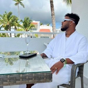 Meet your Posher, Alexander